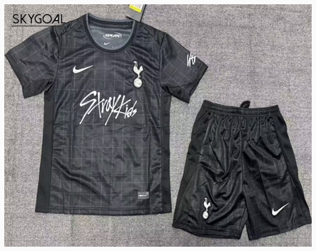 Tottenham Hotspur X Stray Kids Exterieur 2025/26 - Enfants