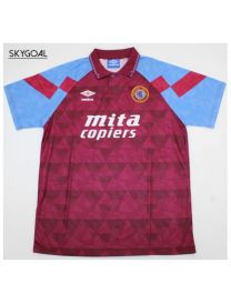 Aston Villa Domicile 1990