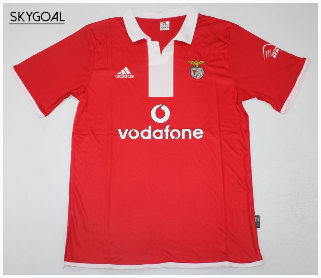 Benfica Domicile 2004-05