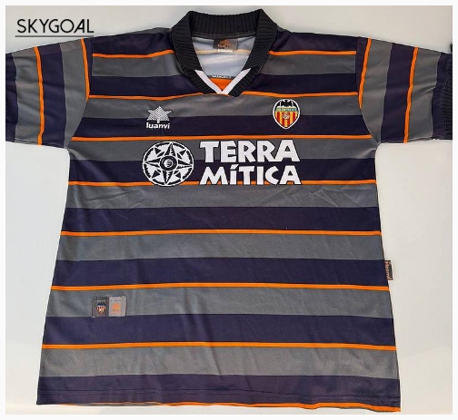 Valencia Third 1999/00