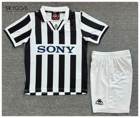 Juventus Domicile 96/97 - Enfants