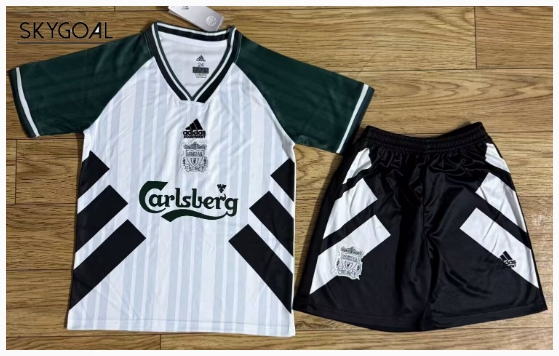 Liverpool Exterieur 93/95 - Enfants