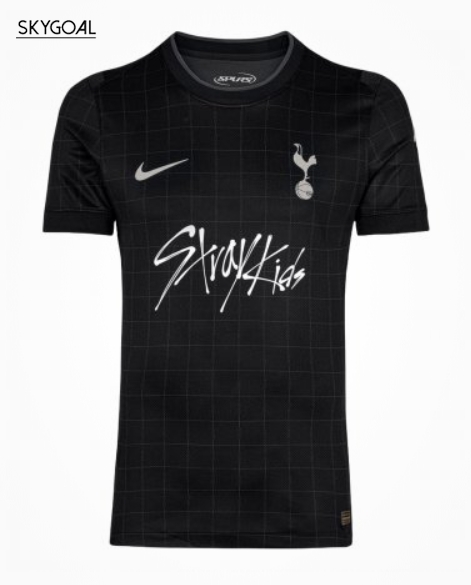 Tottenham Hotspur X Stray Kids Exterieur 2025/26