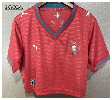 Portugal Domicile 2026 - Cropped Mujer