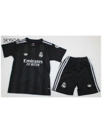 Real Madrid Exterieur Portero 2025/26 - Enfants