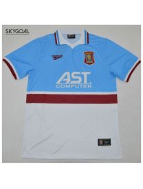 Aston Villa Domicile 1997/98