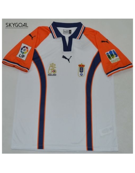 Oviedo Exterieur 2000/01